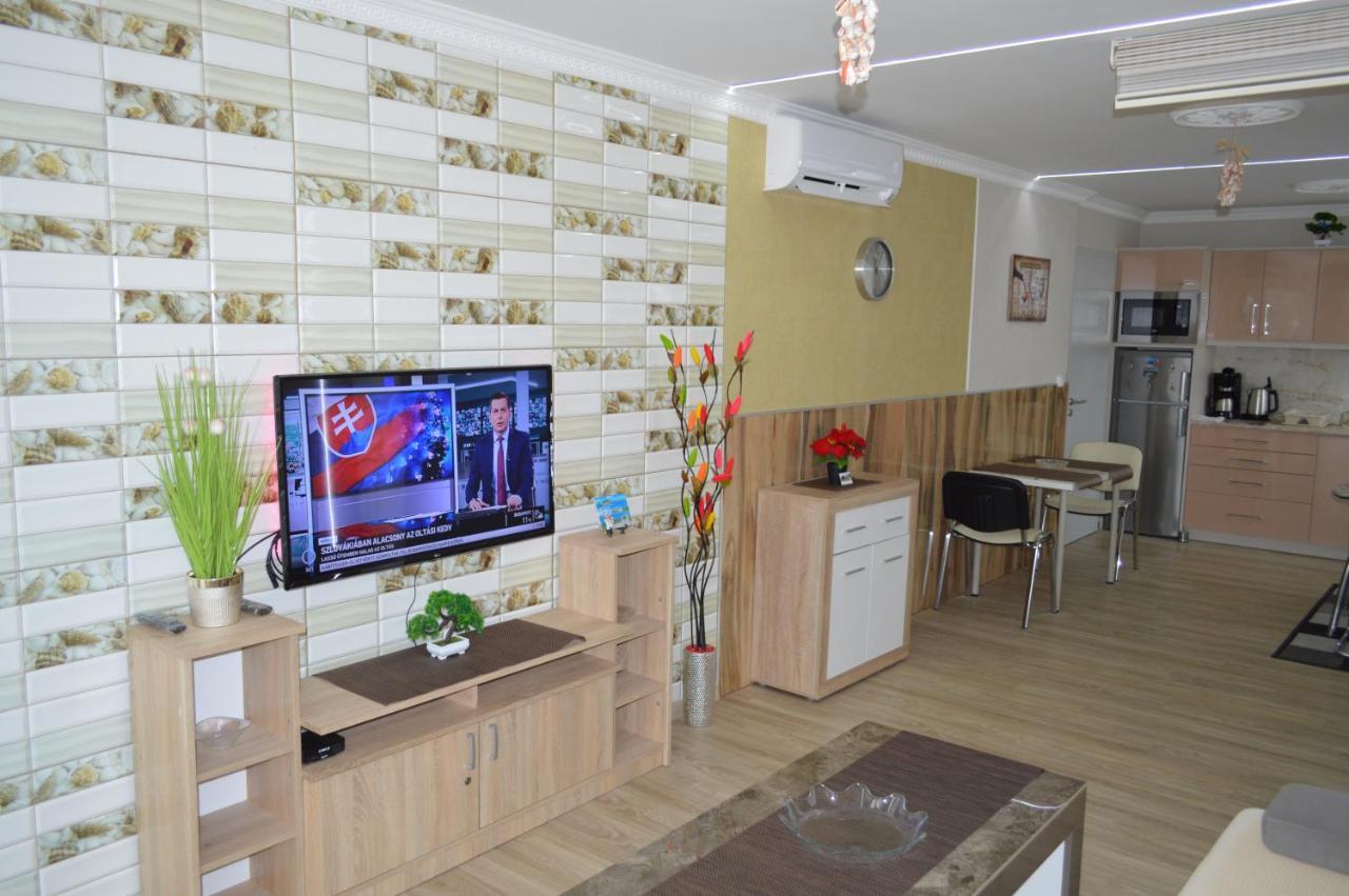 Siofok Ezuestpart Granada 2 Koezvetlen Vizparti Apartman Apartment Bagian luar foto