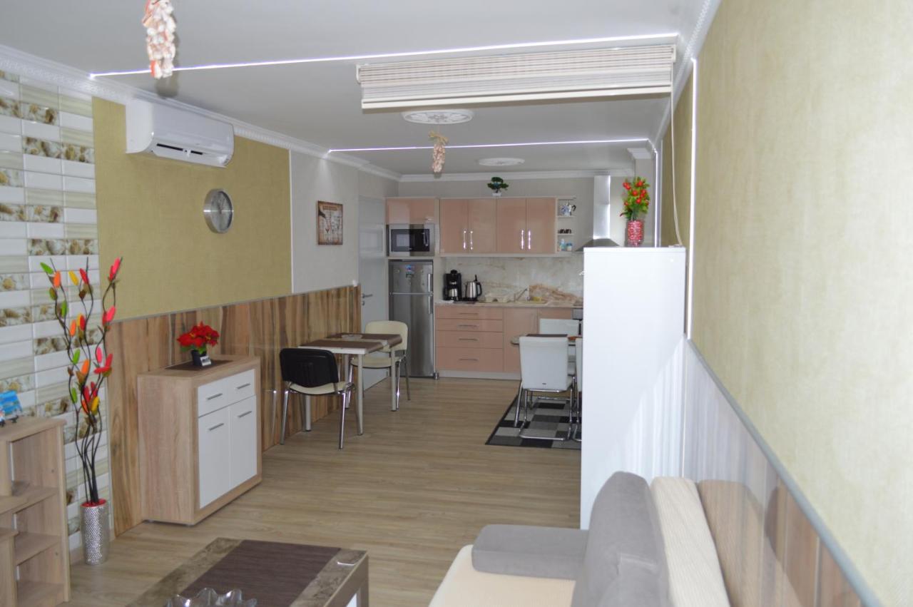 Siofok Ezuestpart Granada 2 Koezvetlen Vizparti Apartman Apartment Bagian luar foto
