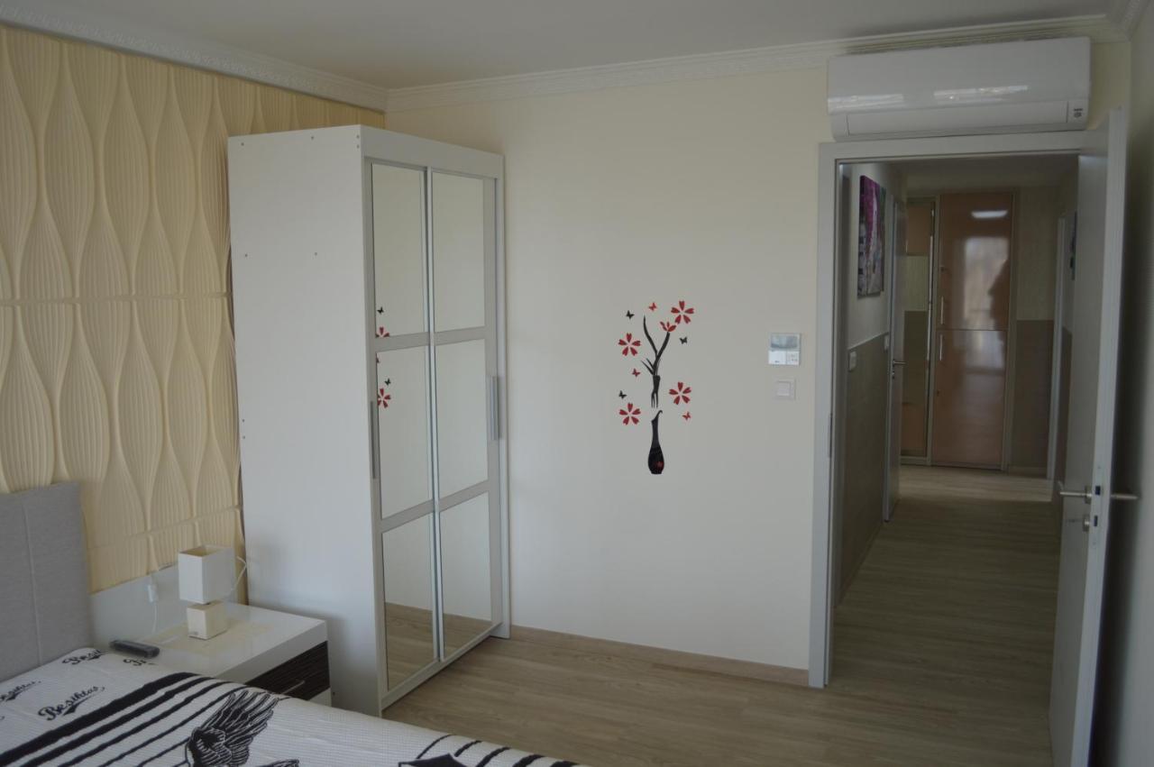 Siofok Ezuestpart Granada 2 Koezvetlen Vizparti Apartman Apartment Bagian luar foto